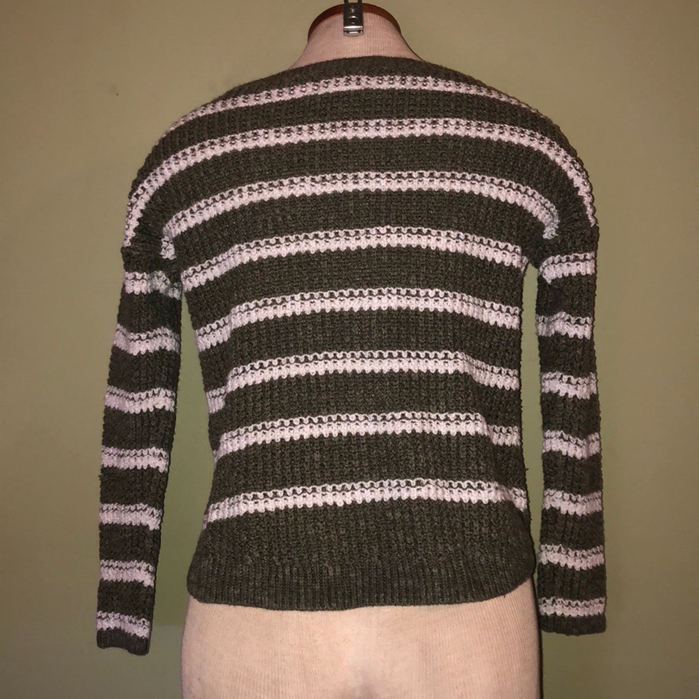 Hollister Green & white knitted sweater - Picture 6 of 8